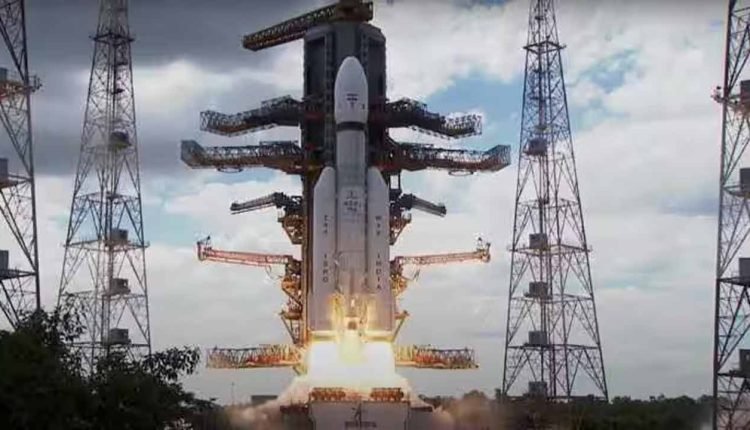 PM thanks Bhutan PM for wishes for Chandrayan