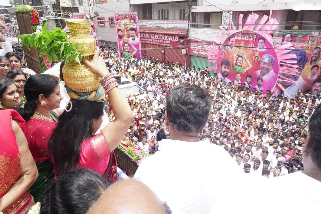 Ujjain Bonalu: Celebrities Who Visited