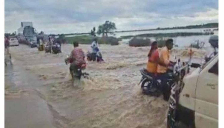 Munneru Flood Has Increased Suddenly