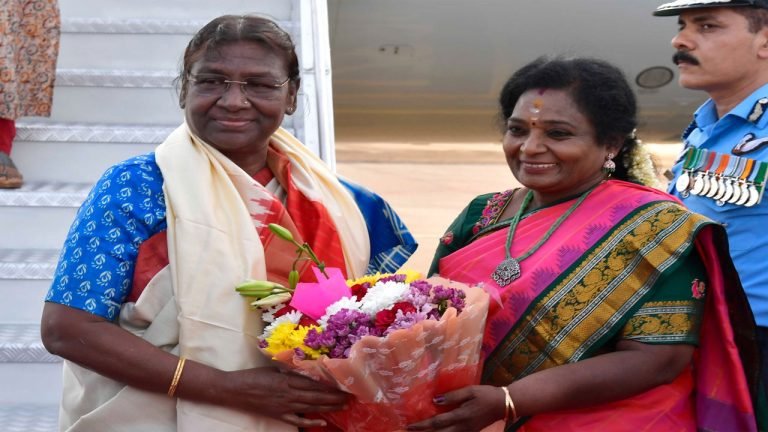 President Murmu Arrives in Hyderabad