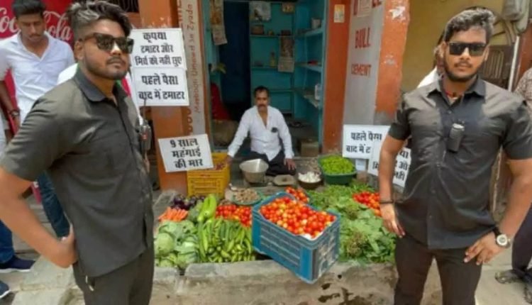 Vendor Hires Bouncers For the Safety of Tomatoes