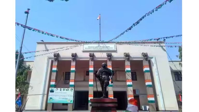 Delhi Police Again In Gandhi Bhavan: Notices To Four Others