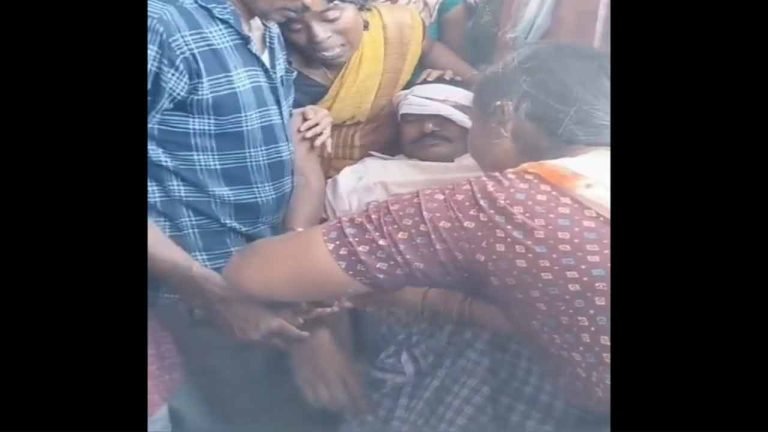 Sister Tied Rakhi To The Dead Body of Her Brother