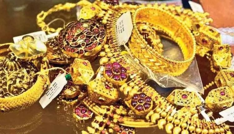 Gold Rates In Hyderabad Fall Again On Diwali