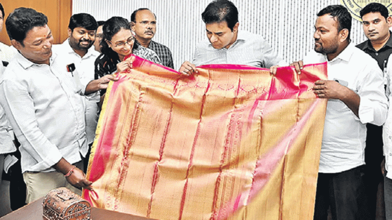 KTR Unveils A Saree That Change Colours
