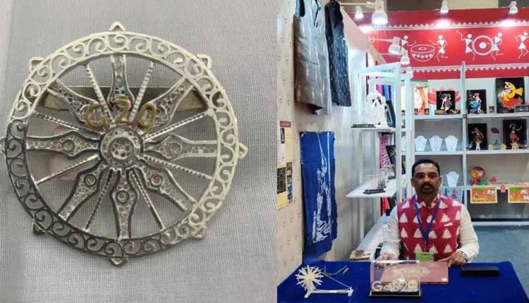 Karimnagar's Silver Filigree Crafts Silver Ashoka Chakra Badres For G20 Summit