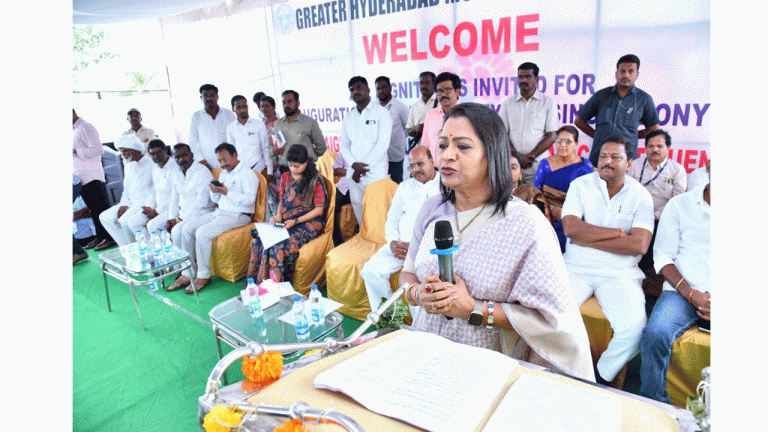Distribution of the double bedroom houses through randomization method without involvement of a middlemen: Mayor