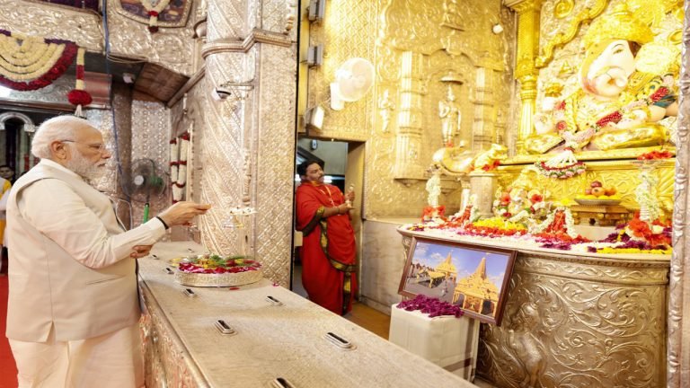 PM Modi Wishes People on Ganesh Chaturthi