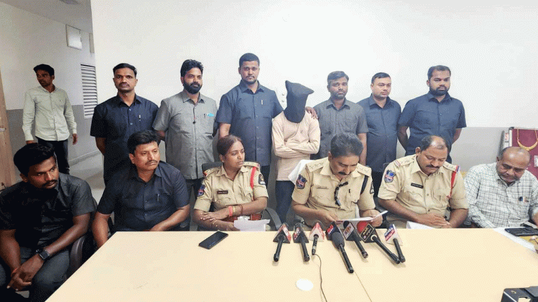 A House Burglar Was Apprehended, Rs. 17 Lacs Recovered