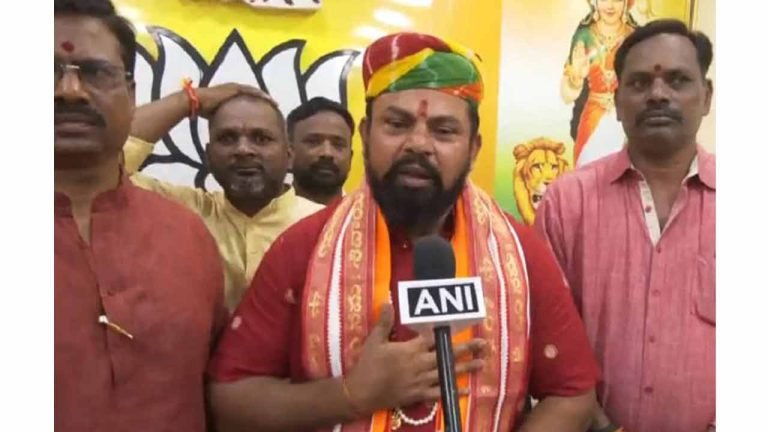 Give BJP A Chance Will Make Golden Telangana: Raja Singh
