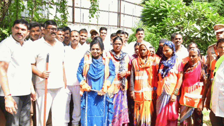 Governor Spearheads 'Shramdaan' Initiative At Raj Bhavan