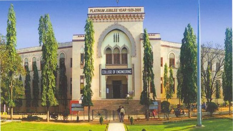 Working Professionals Can Now Enrol for Courses in Engineering Colleges in Telangana