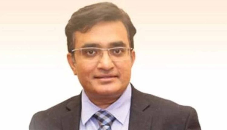 Wagh Bakri Director Parag Desai Dies Of Brain Haemorrhage