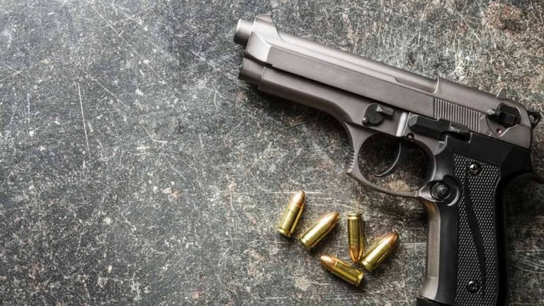 Lawyer Shoots Himself in Kanpur