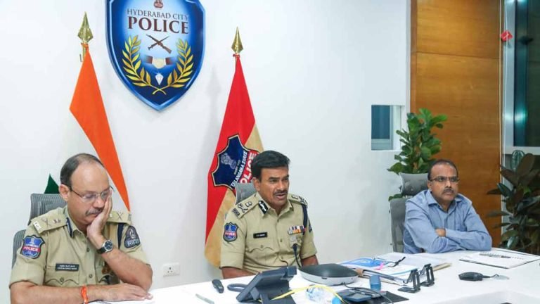 7.7 Kg Of Gold, 11.7 Kg Silver And 5.1 Cr Cash Seized In The City Till Now