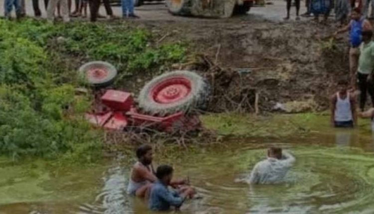 Tractor Plunged Into Manjira River: Three Died