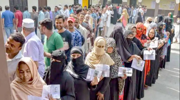 BRS And Congress Going All Out To Woo Muslim Voters 