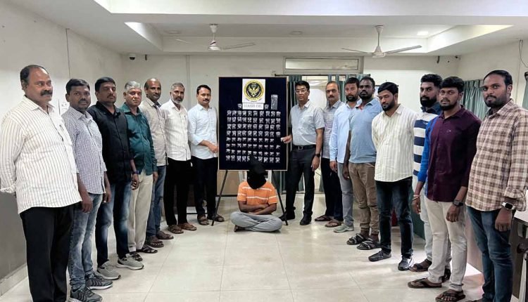 Nabbed Local Drug Peddler: Seized 82 Small Bottles Of Hash Oil