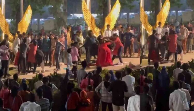 Selfie Fight Breaks Out At Gandhi Park In Guntur