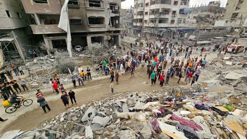 Israel raids Gaza's Al Shifa Hospital, urges Hamas to surrender