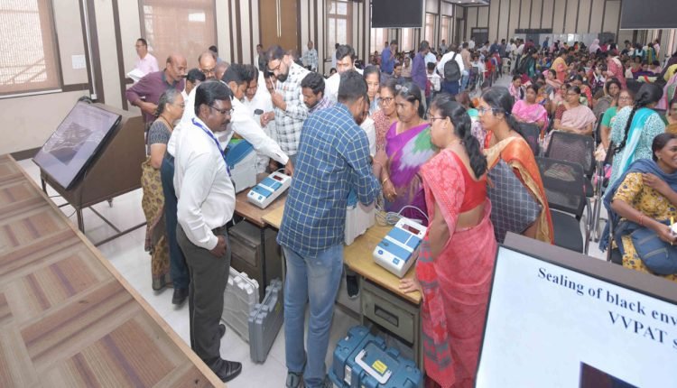 The Role of PO And APO is Active in the Efficient Management of Polling: Vijayalakshmi