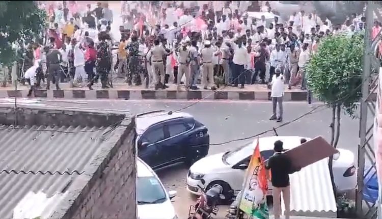 WATCH: Police Lathi Charge In Ibrahimpatnam