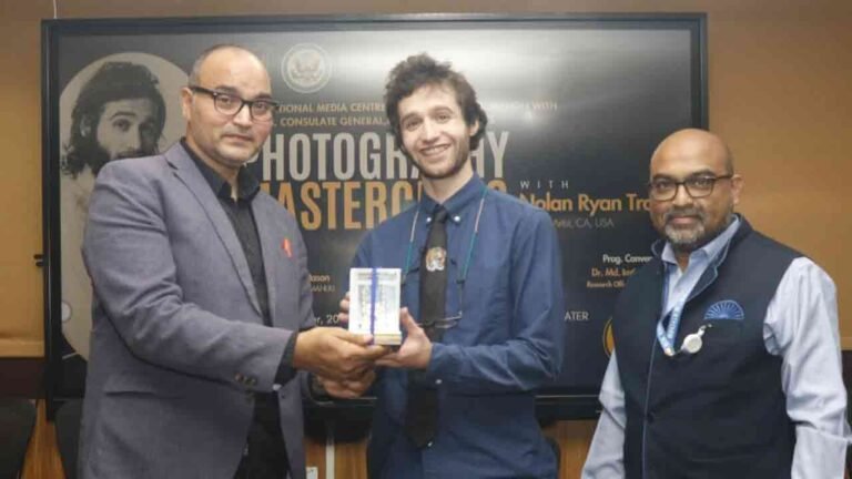 Master class on photography by US Artist held at MANUU