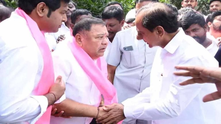 Kasani Gnaneshwar Joins BRS In Presence Of CM KCR