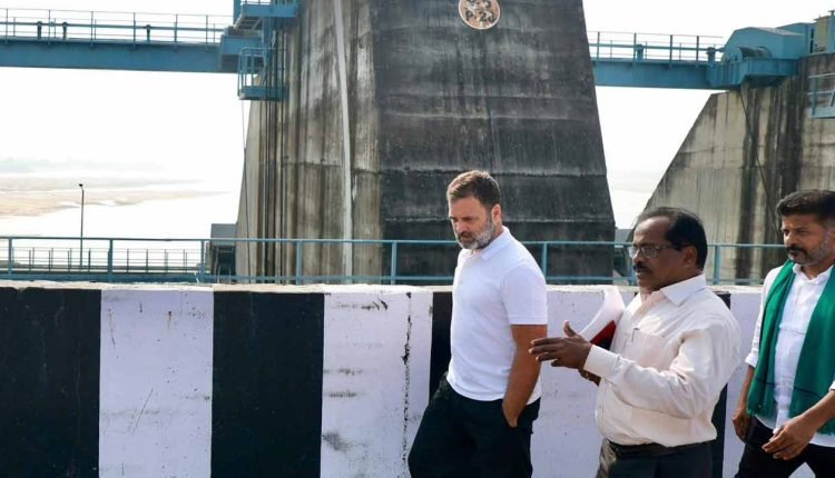 Money Looted By KCR Family Will Be Distributed: Rahul Gandhi