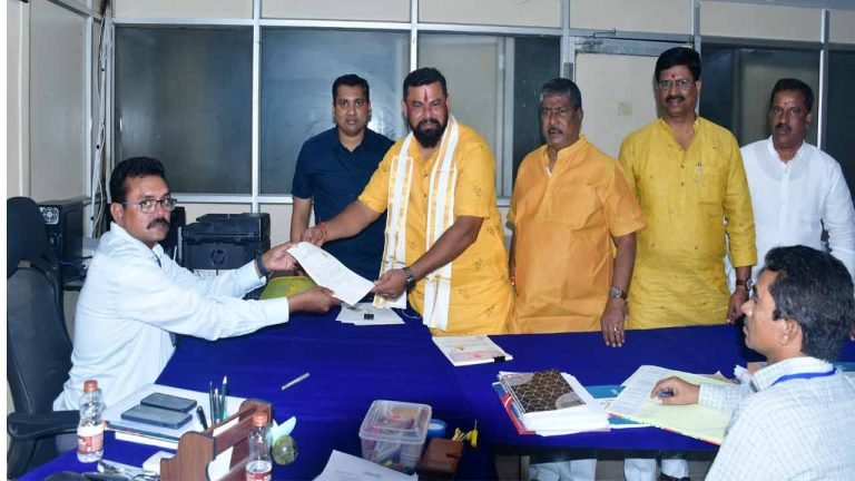 Nominations Reach to 20 as 14 more filed in Hyderabad