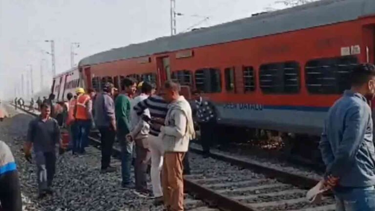 Four Coaches Of Ajmer-Sealdah Express Train Derail At Ajmer Junction