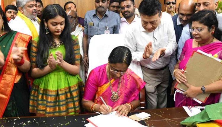 Konda Surekha Take Charge As Environment, Forests And Endowments Minister