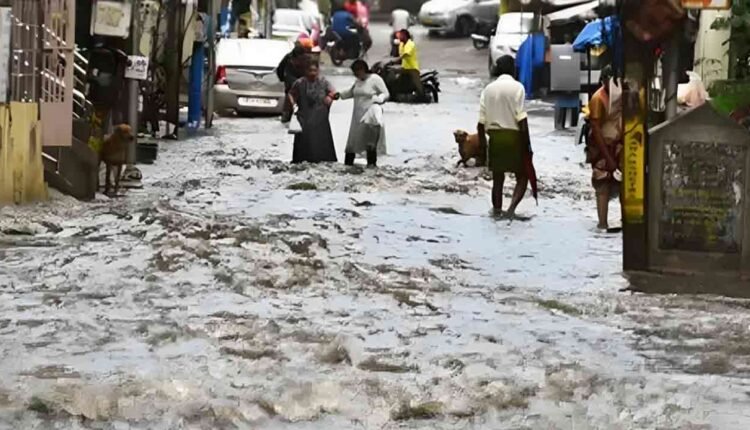 Hyderabad Wakes To Light Showers On The Monday Morning, Yellow Warning Issued