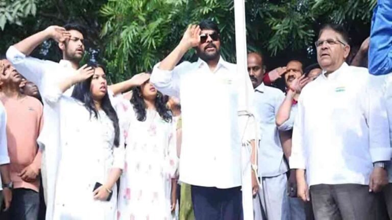 Chiranjeevi Unfurled National Flag At His Blood Bank