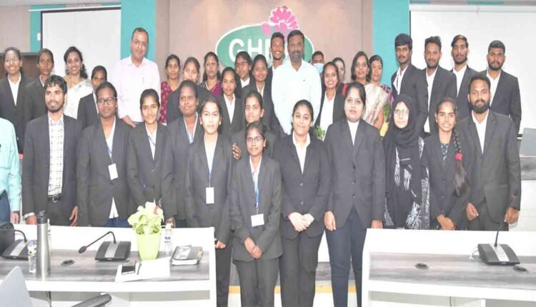 Commissioner Ronald Rose who presided over certificates for law students