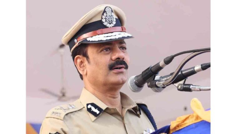 CP Praised City Armed Forces As Its Strength To Defend