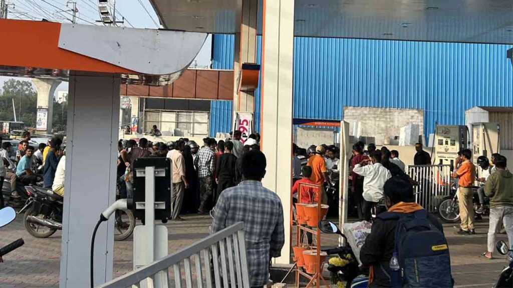 Hyderabad: Long Queues at Petrol Pumps As Truck Drivers Protest