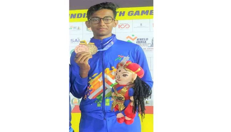 Cyclist Ashirwad Saxena Achieves Two Gold and one Bronze Medal in Khel India Youth Games 2024