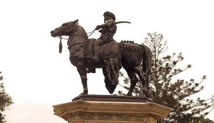 Tipu Sultan Statue Garlanded With Slippers: Karnataka Town Tense