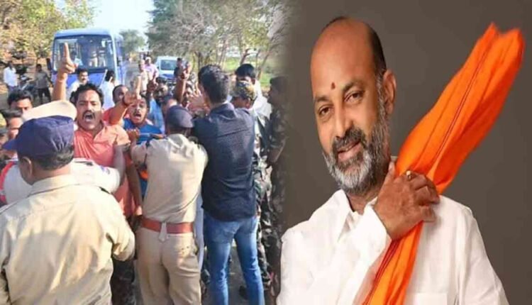 WATCH | High Tension In Husnabad: Congress Workers Blocked Banjay Sanjay's Yatra