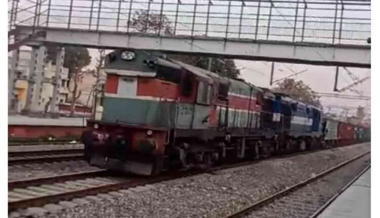 53 - Wagon Freight Train Runs For Over 70 Km From J&K To Punjab Without Drivers