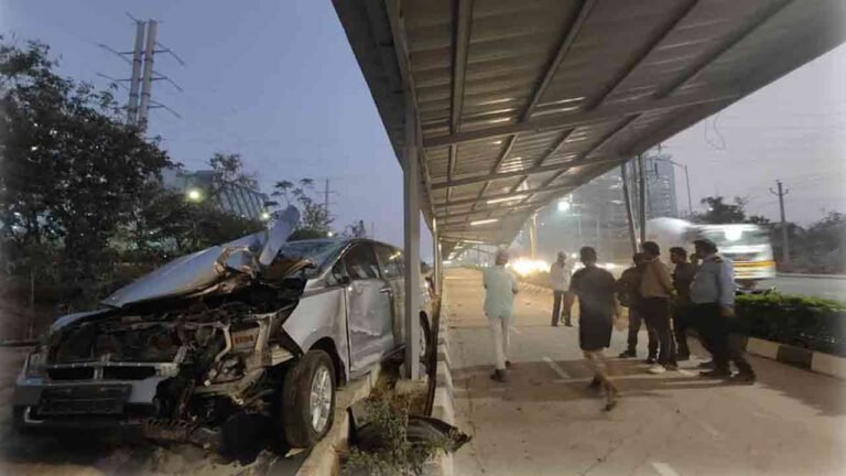 Car Crashed Into Cycling Track At Nanakramguda, No Casualties