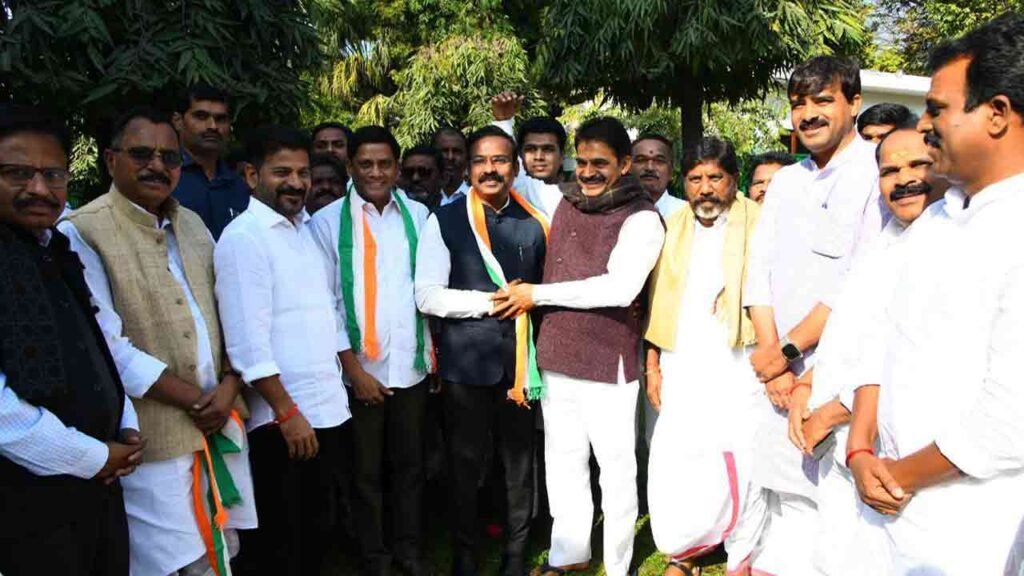 Shock to KCR as sitting MP Joins Congress In Telangana