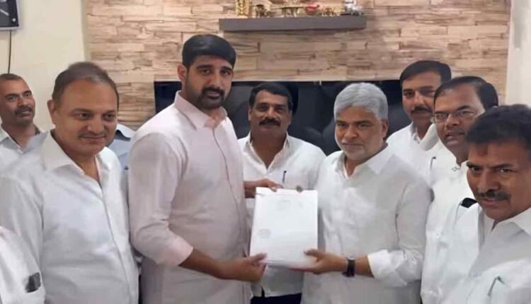 BRS MLAs Met Speaker: Demand Disqualification Of Danam Nagender 