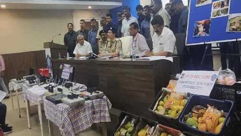 Police Raid Five Godowns, Seize Mangoes Ripened With Chemicals