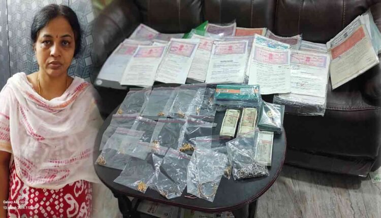 Big Fish In ACB Net: Karimnagar Tahsildar House Raided