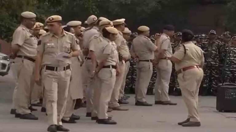 Security Beefed Up Outside PM Modi’s Residence Amid AAP’s Protest Call