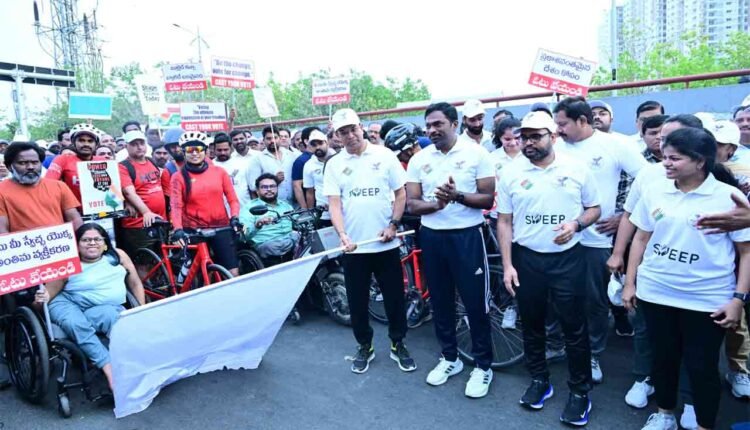 2K Run Organised With Slogan 'I Vote For Sure'
