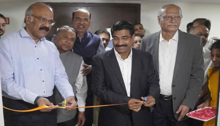 Dr. D. Nageshwar Reddy inaugurates the Gastroenterology Department and Deluxe Rooms at Mahavir Hospitals in the city
