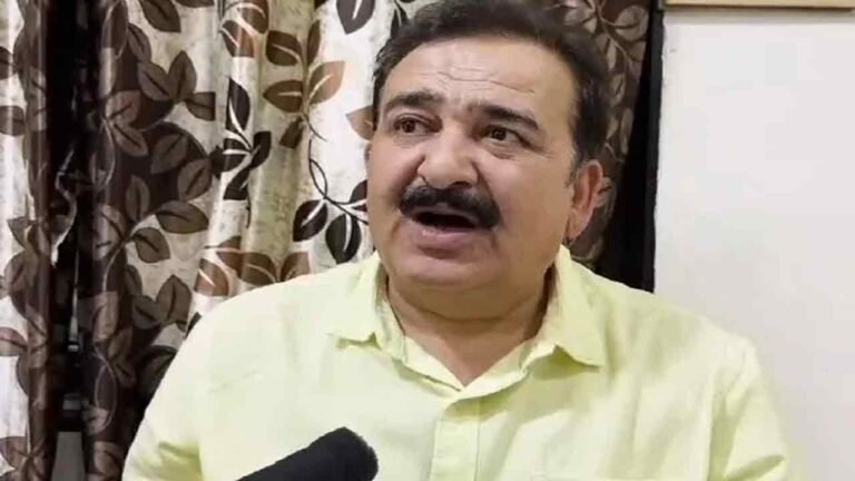 Mass Resignation Hit AAP In Gujarat Ahead Of LS Elections 